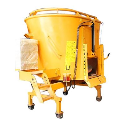 دستگاه مخلوط خوراک گاو خروجی 1000kg / H میکسر 220V خود پیشران TMR